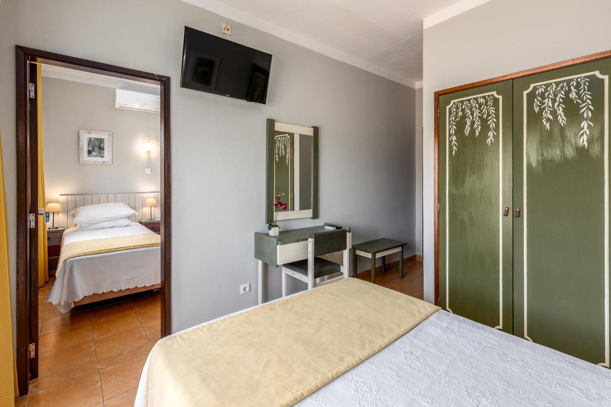 Guest House Oliveira Boliqueime Esterno foto
